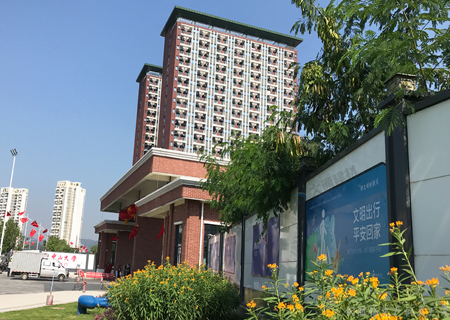 深圳鋼結構圍擋a款-深圳中山大學施工圍擋-A/B/C類圍擋-深圳市大通建材有限公司鋼圍擋生產定制廠家